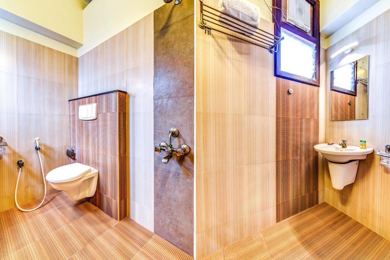 Fabexpress Nestlay Rooms - 100M From Velammal Hall, Moggappair Madras Buitenkant foto